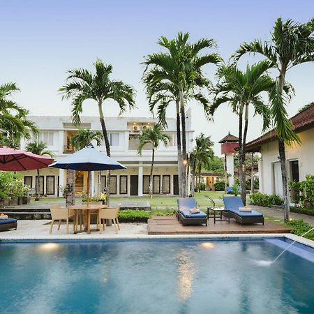 Bali Breezz Hotel Jimbaran  Exterior photo