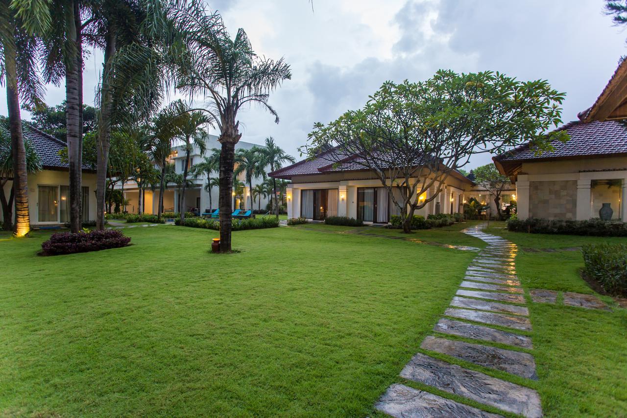 Bali Breezz Hotel Jimbaran  Exterior photo