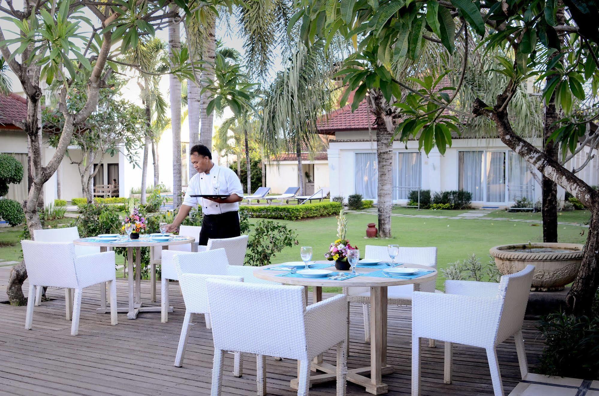 Bali Breezz Hotel Jimbaran  Exterior photo